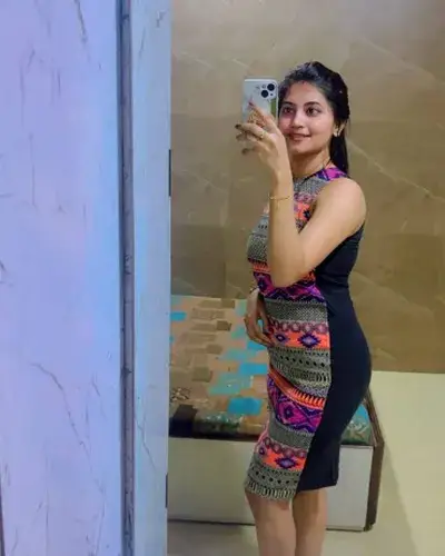 Escort Naigaon